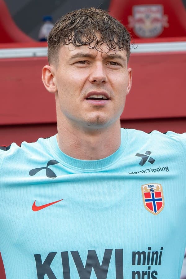 Jørgen Strand Larsen